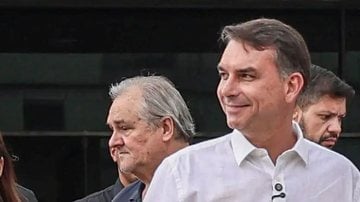 Flávio foi recebido pelo presidente do Grupo Globo e pelo vice-presidente de Relações Institucionai - Valter Campanato/Agência Brasil
