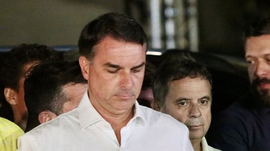 Após derrota, Flávio Bolsonaro disse que não vai reconhecer resultado das eleições - Frederico Brasil/THENEWS2/Estadão Conteúdo
