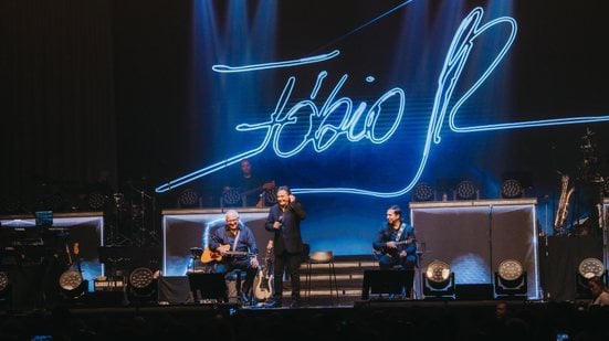 Muito à vontade no palco, Fábio Jr. interagiu com os fãs durante as suas músicas - Divulgação/GRAAC