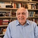 Jorge Miguel tem mais de 100 mil seguidores, além de um curso completo de gramática online - Reprodução/VIVA