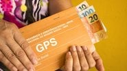 O carnê laranja do INSS, o GPS, ainda pode ser encontrado em papelarias, bancas de jornal e lojas online - Reprodução/Jusbrasil