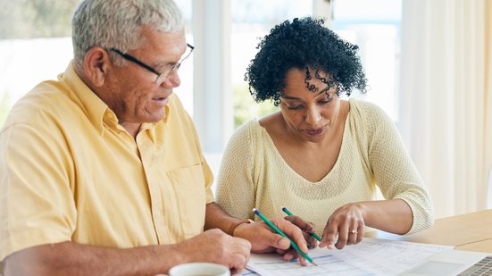 Manter a saúde financeira exige dedicação e rotina, principalmente para os 60+, aponta especialista em saúde - Adobe Stock