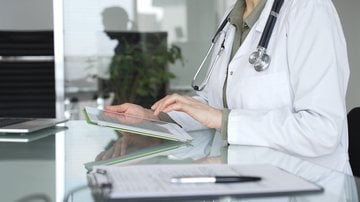 Propostas repetem o uso do CPF como identificador universal no SUS, medida que já ocorre desde 2025 - Adobe Stock