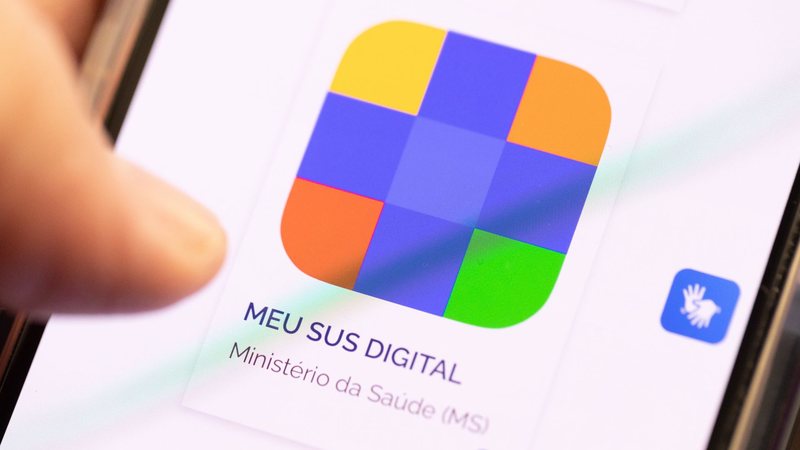 A disponibilização das informações sobre a imunização ocorre de forma gradual e nem todas as vacinas aparecem automaticamente - Adobe Stock