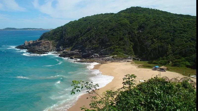 A Praia das Caravelas, em Armação dos Búzios (RJ), é uma das selecionadas - Prefeitura de Búzios
