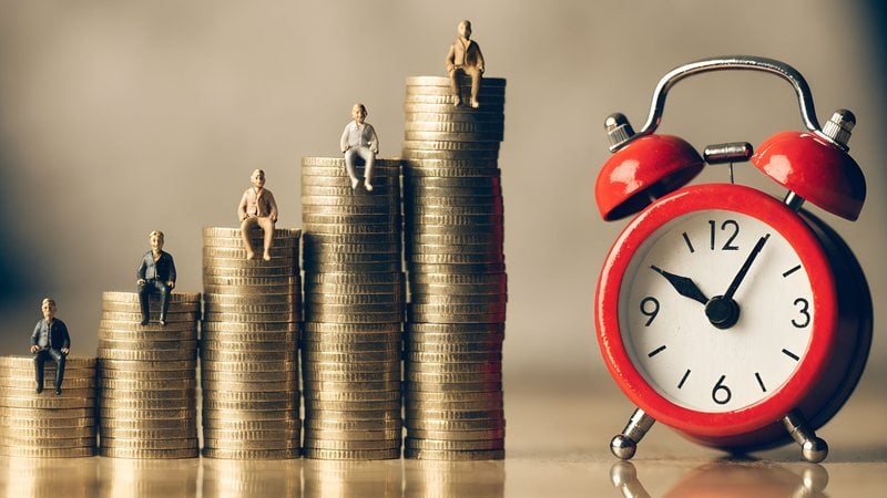 Empresas têm 60 dias para reduzir sua atual jornada máxima de trabalho para 42 horas semanais e um ano para ajustar a jornada para 40 horas - Adobe Stock