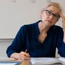 38% dos 2.235 professores respondentes tinham entre 50 e 59 anos - Adobe Stock
