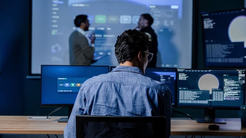 Segundo a Catho, remuneração máxima supera os R$ 28 mil - Adobe Stock