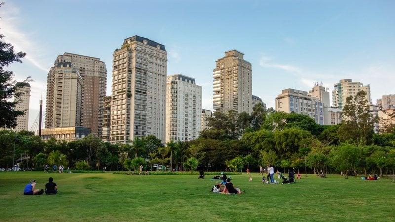 Massa de ar frio vai manter a temperatura mais amena na cidade de São Paulo - Adobe Stock