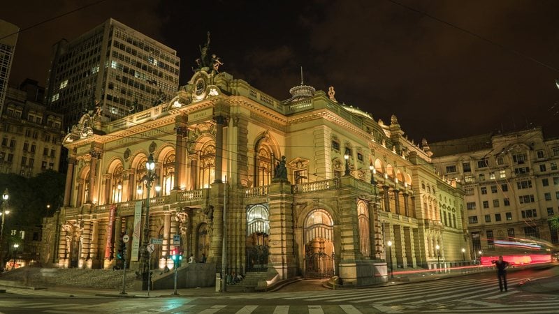 Museus, bibliotecas e centros culturais da cidade terão horários especiais de funcionamento - Adobe Stock