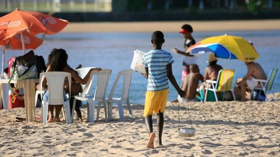 Meninos pretos ou pardos representavam 67% de pessoas em situação de trabalho infantil - Adobe Stock