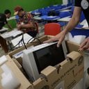 Entrega de urnas teve horários diferentes neste domingo de segundo turno das eleições - Estadão Conteúdo