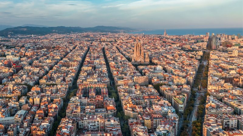 Alta dos preços está excluindo muitos espanhóis do mercado imobiliário - Adobe Stock