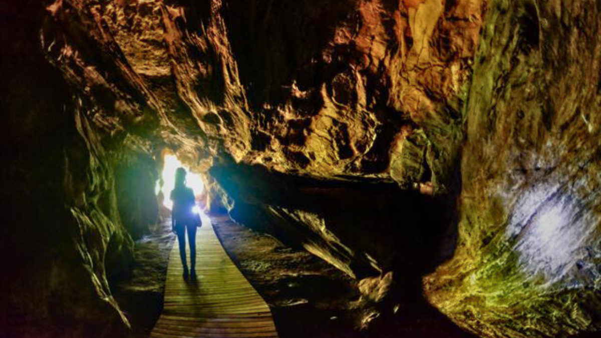 Gruta do Limoeiro
