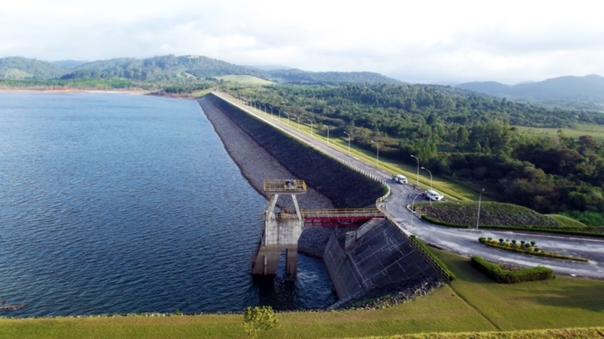 Represa Salesópolis