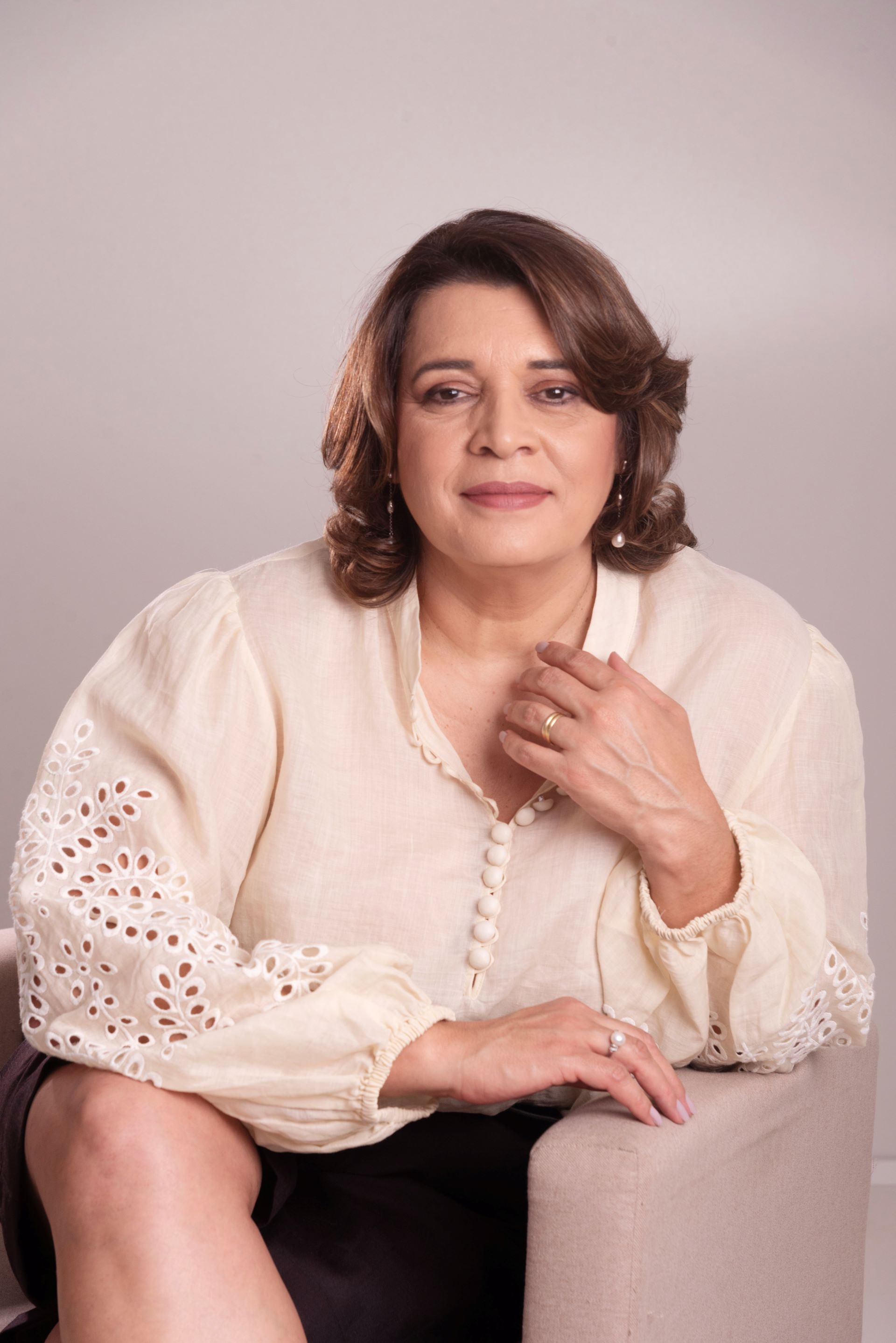 Mulher posando para foto