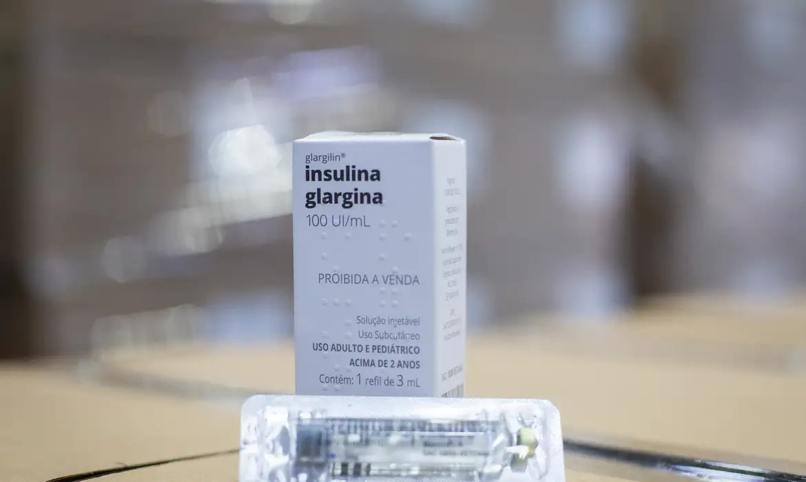 Insulina glargina, que tem ação prolongada e facilita a rotina dos pacientes com diabetes