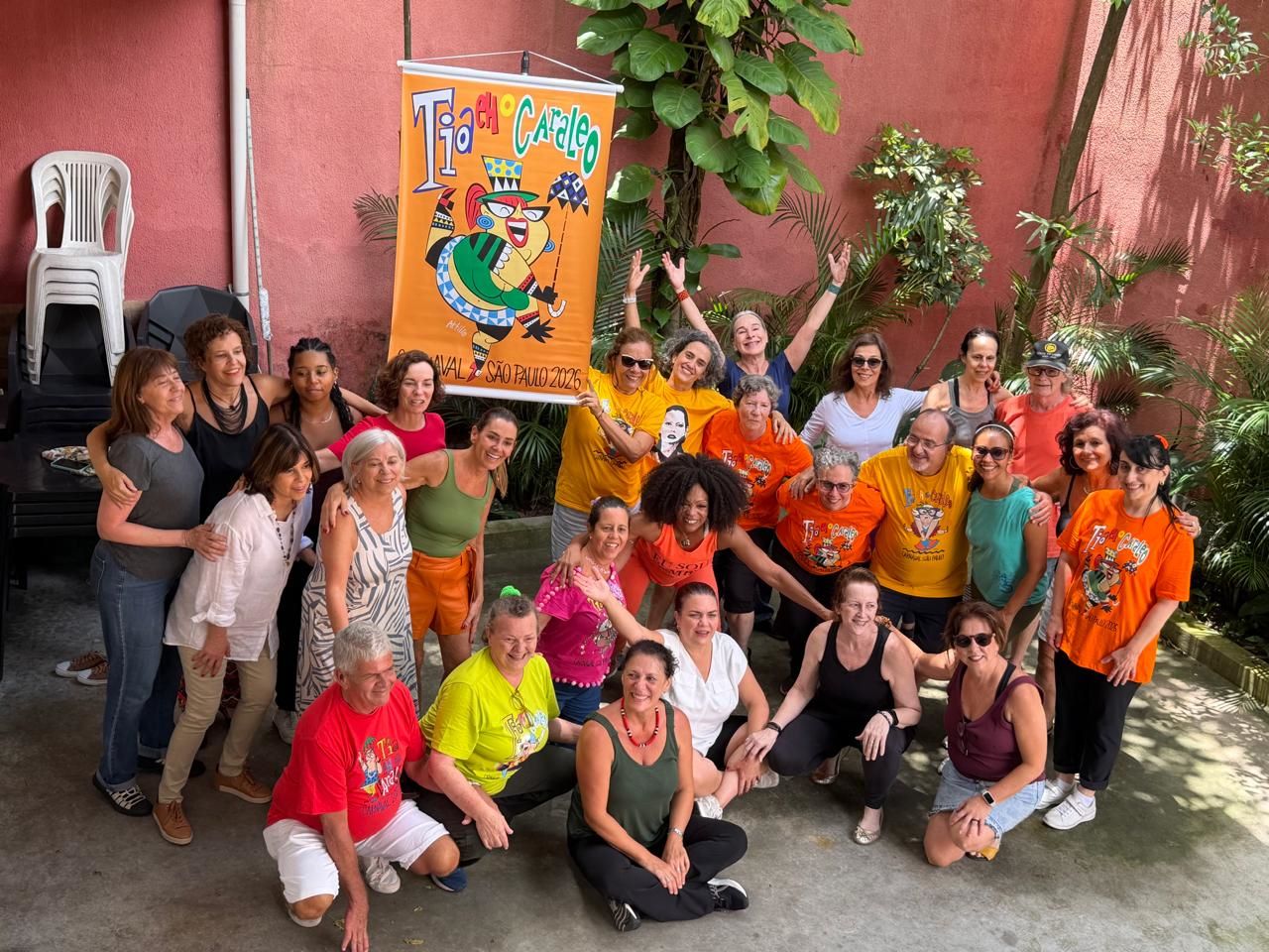 Bloco Tia é o caraleo