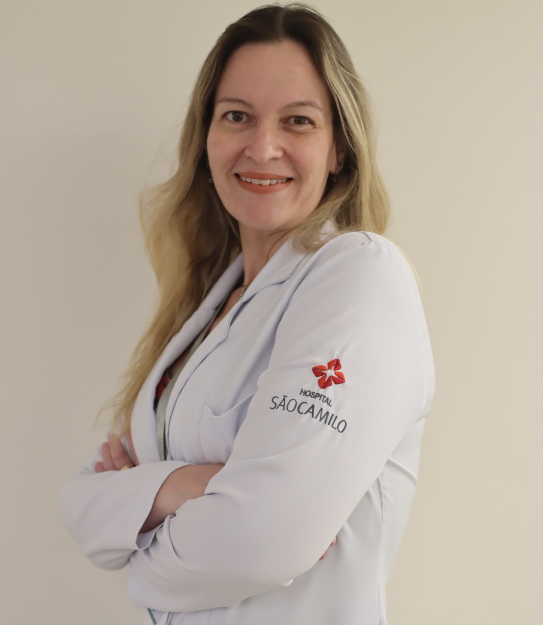 Dra. Perla Schulz é uma médica gastroenterologista e hepatologista com atuação em renomadas instituições de São Paulo - Foto: Arquivo Pessoal