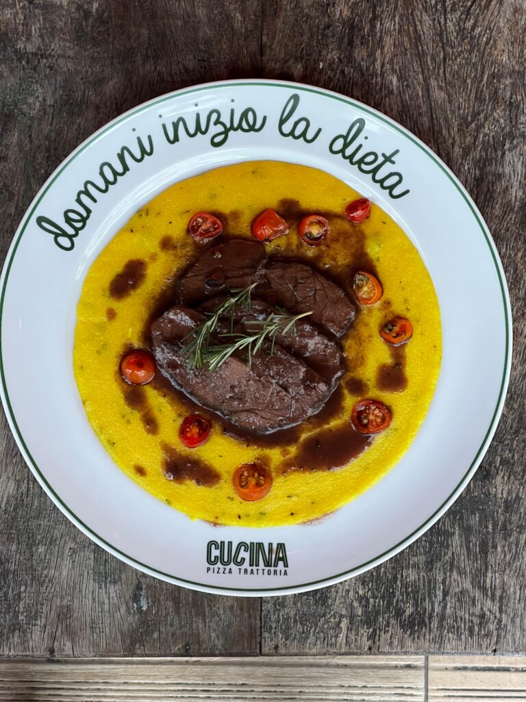 Menu especial de Páscoa do restaurante Cucina Trattoria