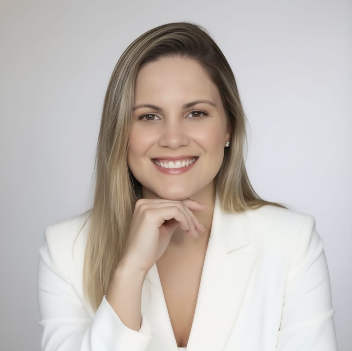 Olívia Resende, mulher, branca, loira