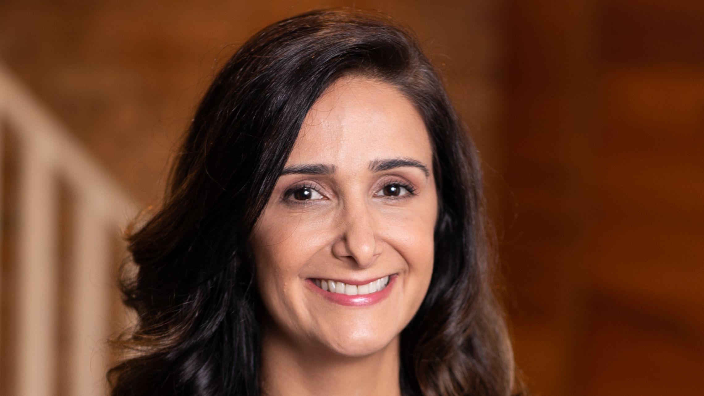 Tatiana Villani, tributarista, mulher, branca, cabelos longs