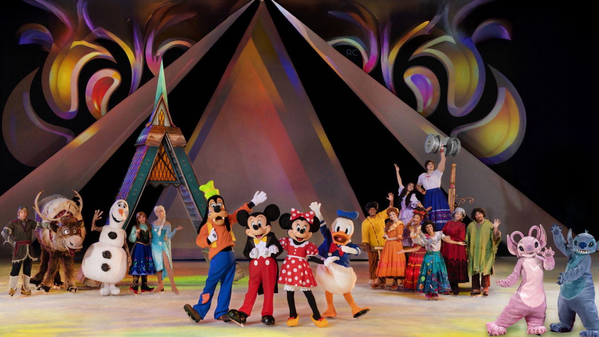 Mickey, Minie, Pateta e Pato Donald no palco