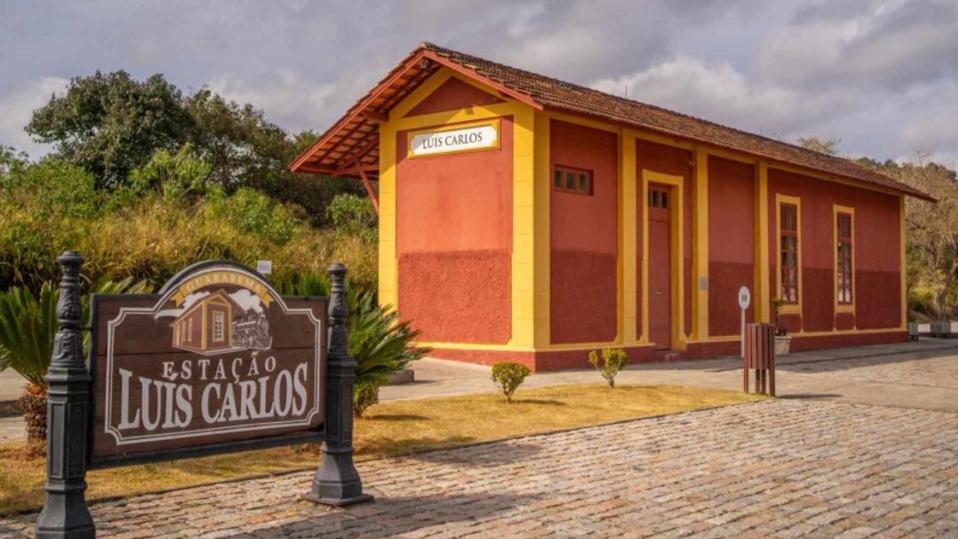 Estação ferroviária de Guararema