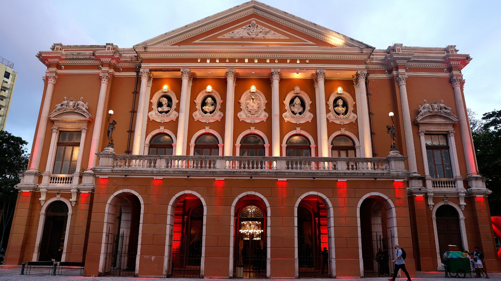 O Theatro da Paz fica na cidade de Belém, no estado do Pará