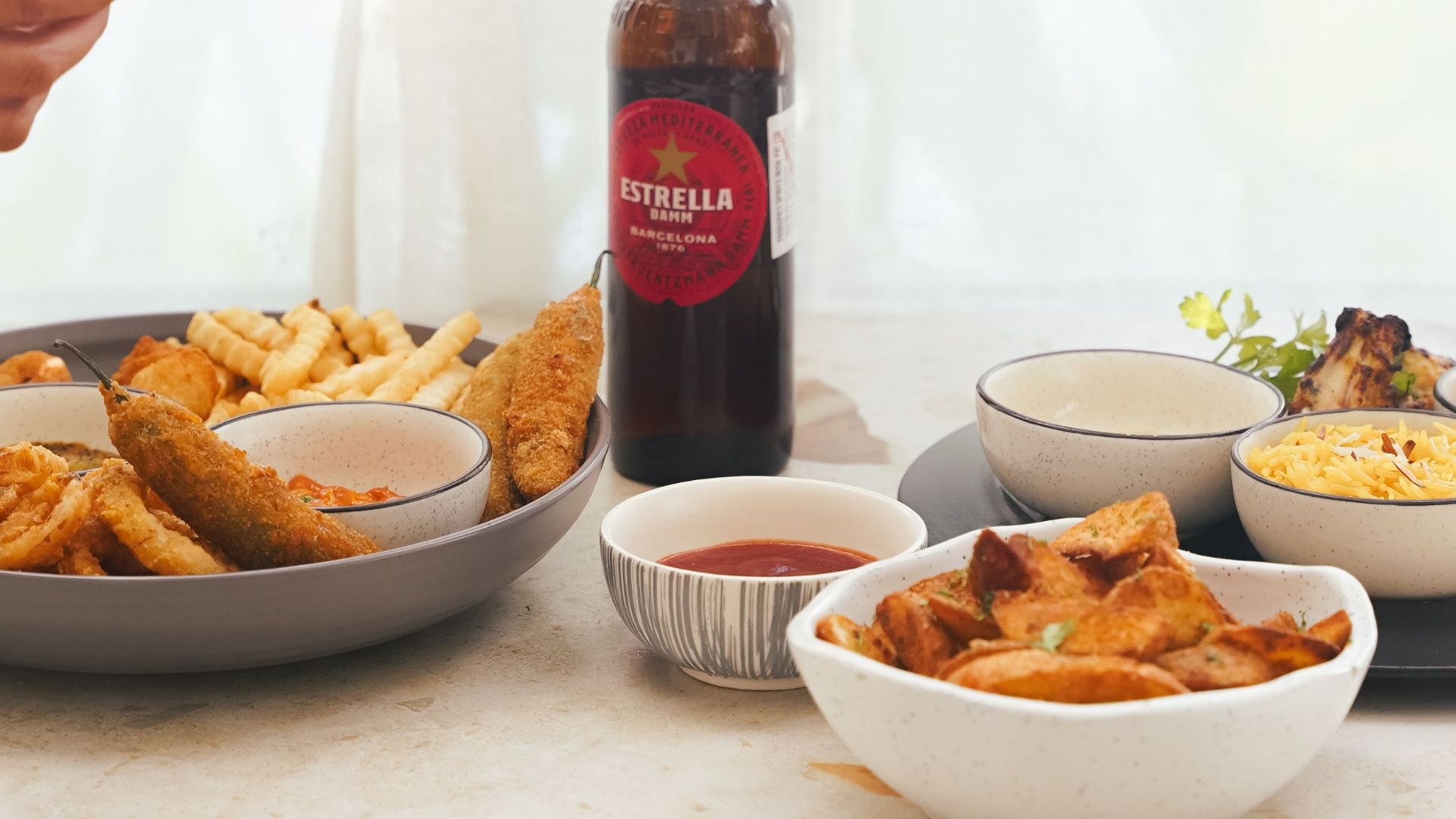 uma rodada de porções de comida de boteco são uma boa pedida para o dia dos pais