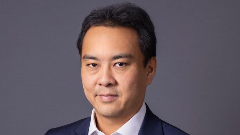 Eduardo Terashima, advogado asiático, cabelos curtos e escuros