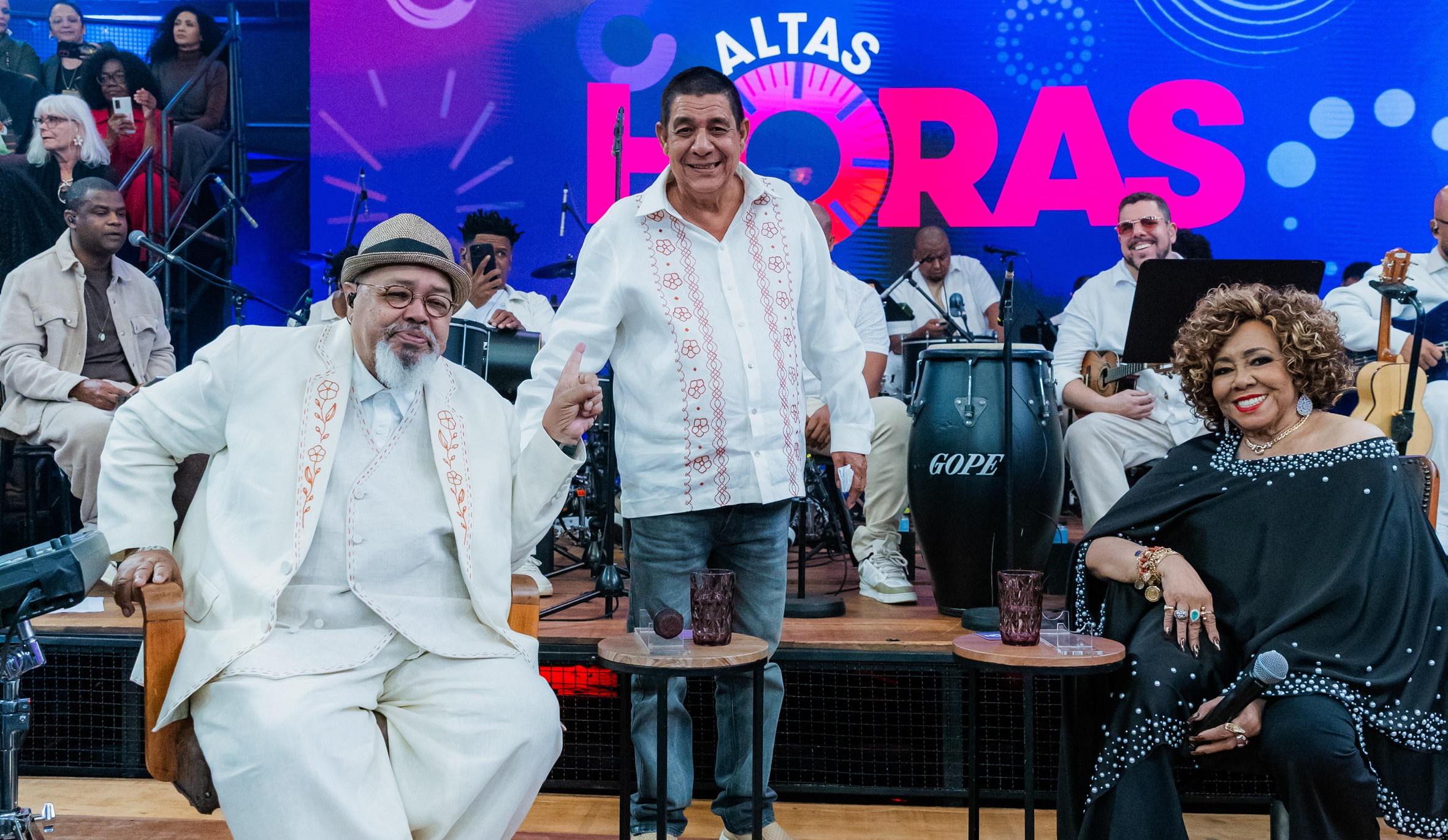 Jorge Aragão, Zeca Pagodinho e Alcione  celebram a história do samba no 'Altas Horas'