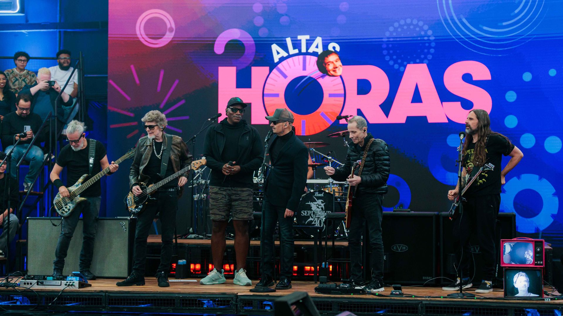 Altas Horas celebra a trajetória do Sepultura e de Luiz Caldas