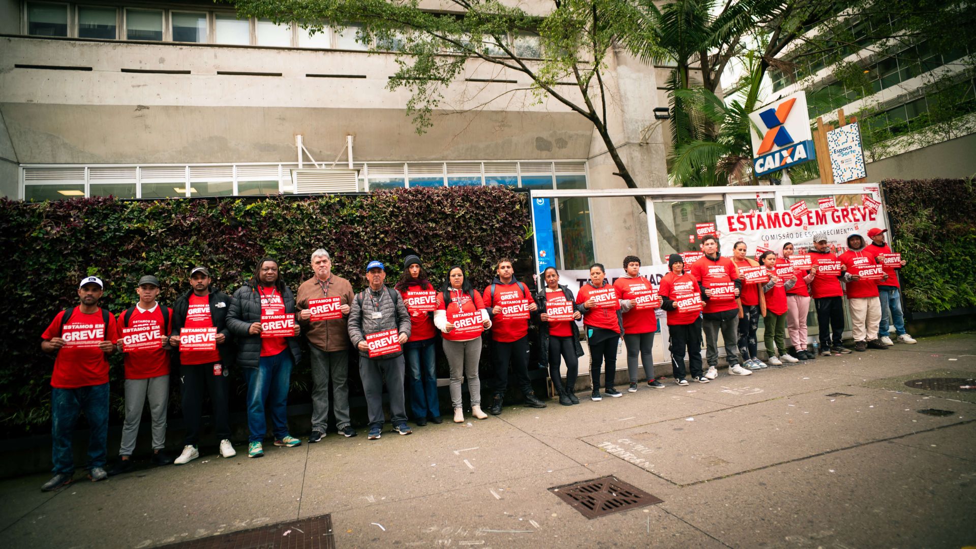Agências da Caixa na região da Paulista fechadas após greve nacional