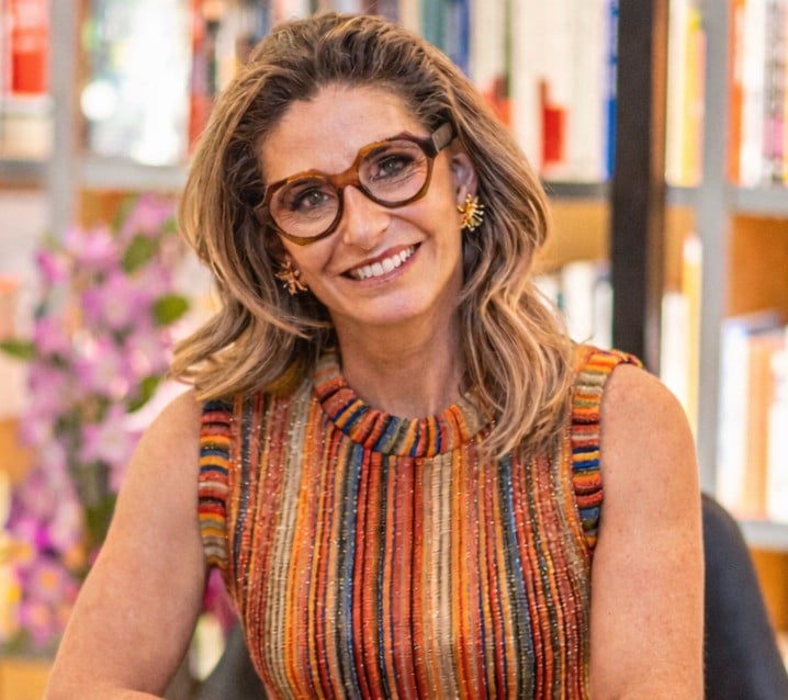 Adriana Fóz é neuropsicóloga, mestre em Ciências pela Unifesp e autora do livro "Cérebro Extraordinário"