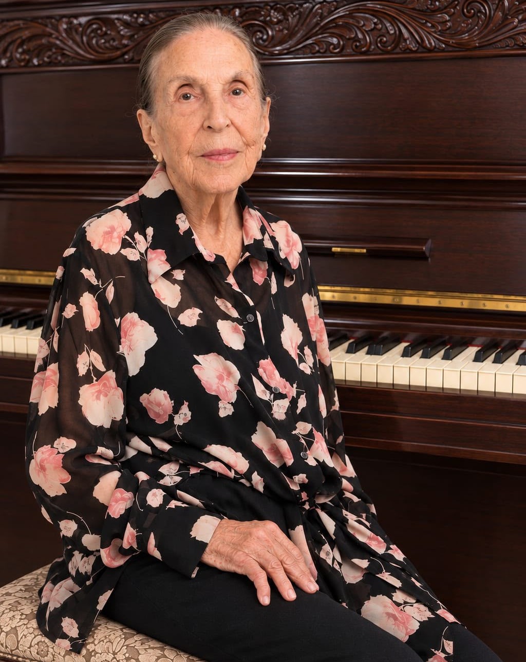 Maria Aparecida Figueiredo Alfaro, pianista de 97 anos, de Presidente Prudente (SP)