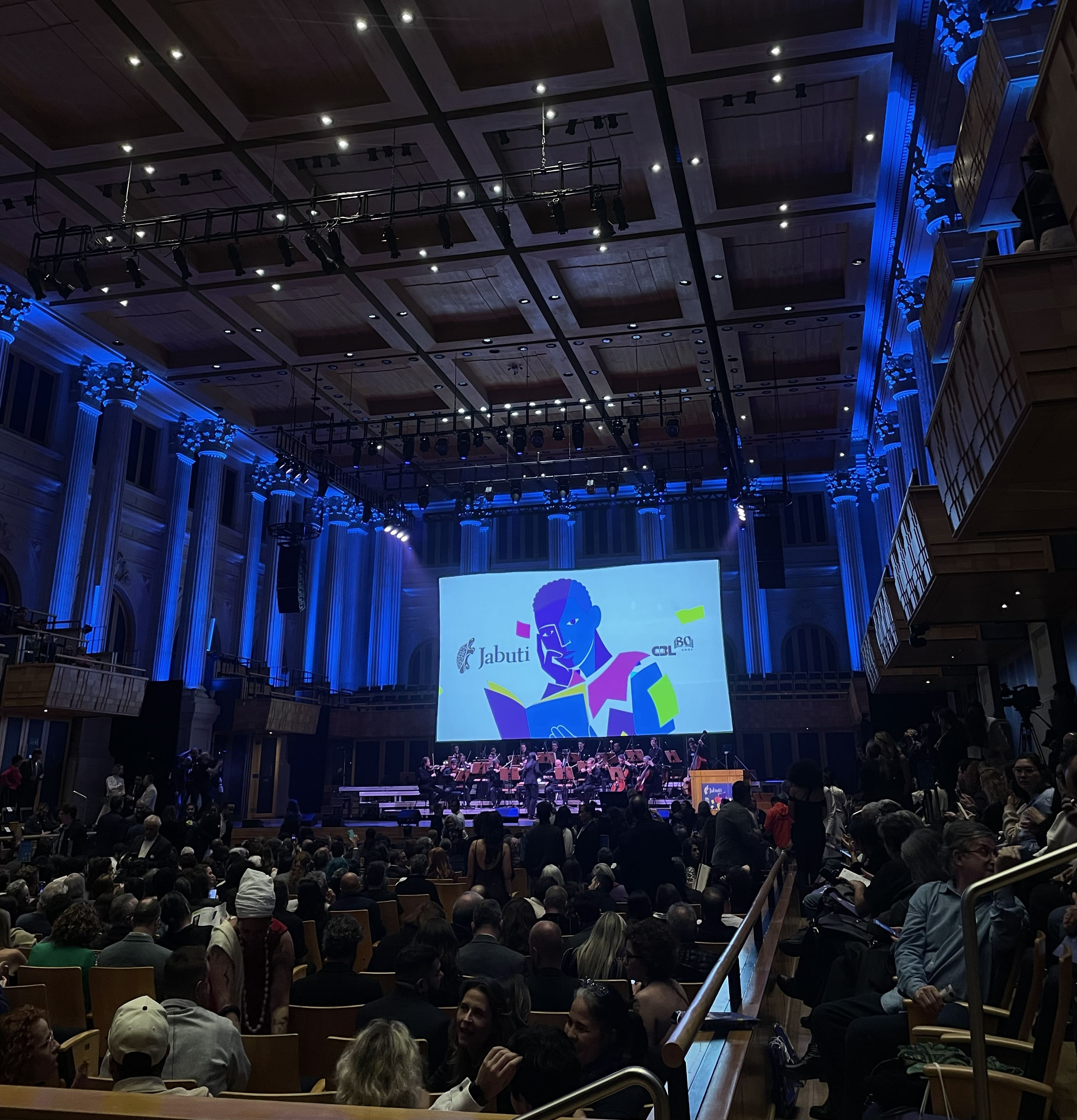 Cerimônia do 68º Prêmio Jabuti reúne convidados na Sala São Paulo
